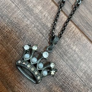 HHW crown necklace